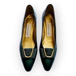 Vintage Naturalizer Dark Green Low Heeled Pumps Gold Buckle Size 8.5 AA